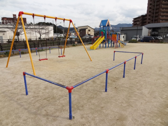 下上津役3丁目公園